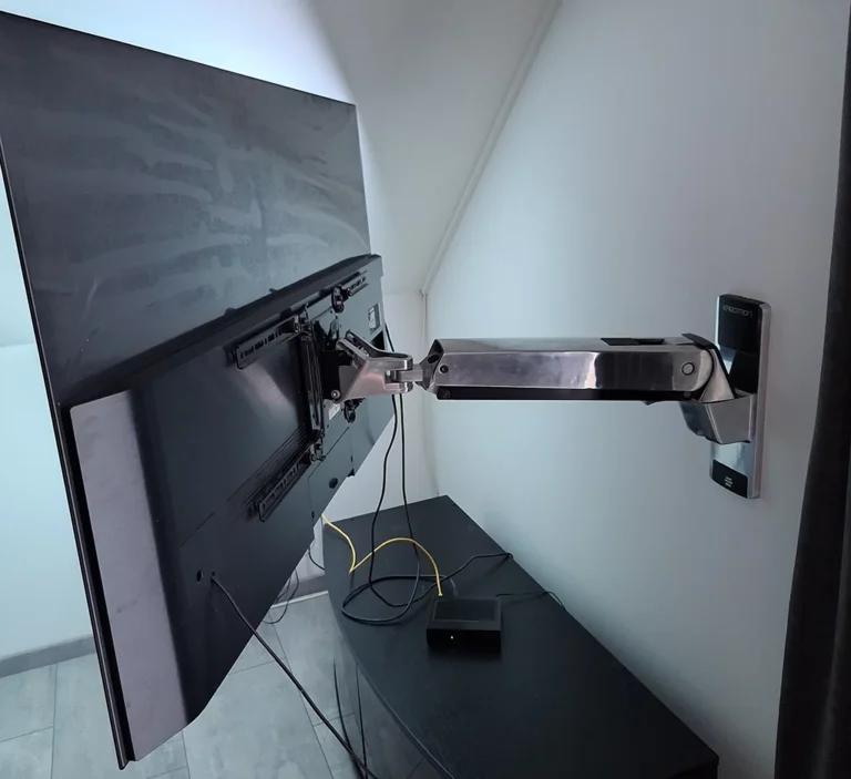 Best 10 Arm TV Wall Mounts for Flexible Viewing in 2025