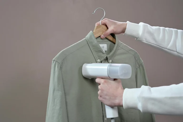 Best Clothes Steamers for Wrinkle-Free Clothes