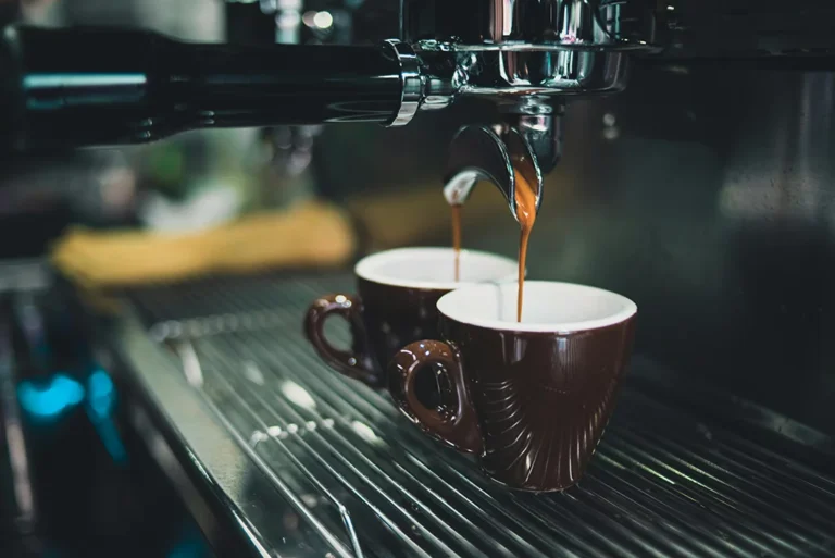 Best Espresso Machines for Rich and Flavorful Brews