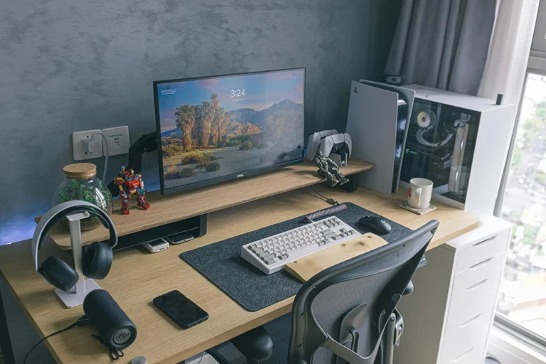 Best Gaming Desks with Cable Management