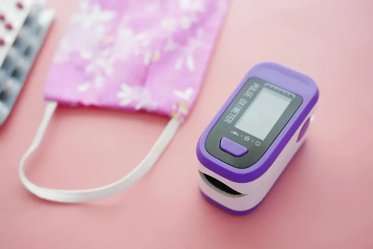 Best Oximeters for Monitoring Oxygen Levels