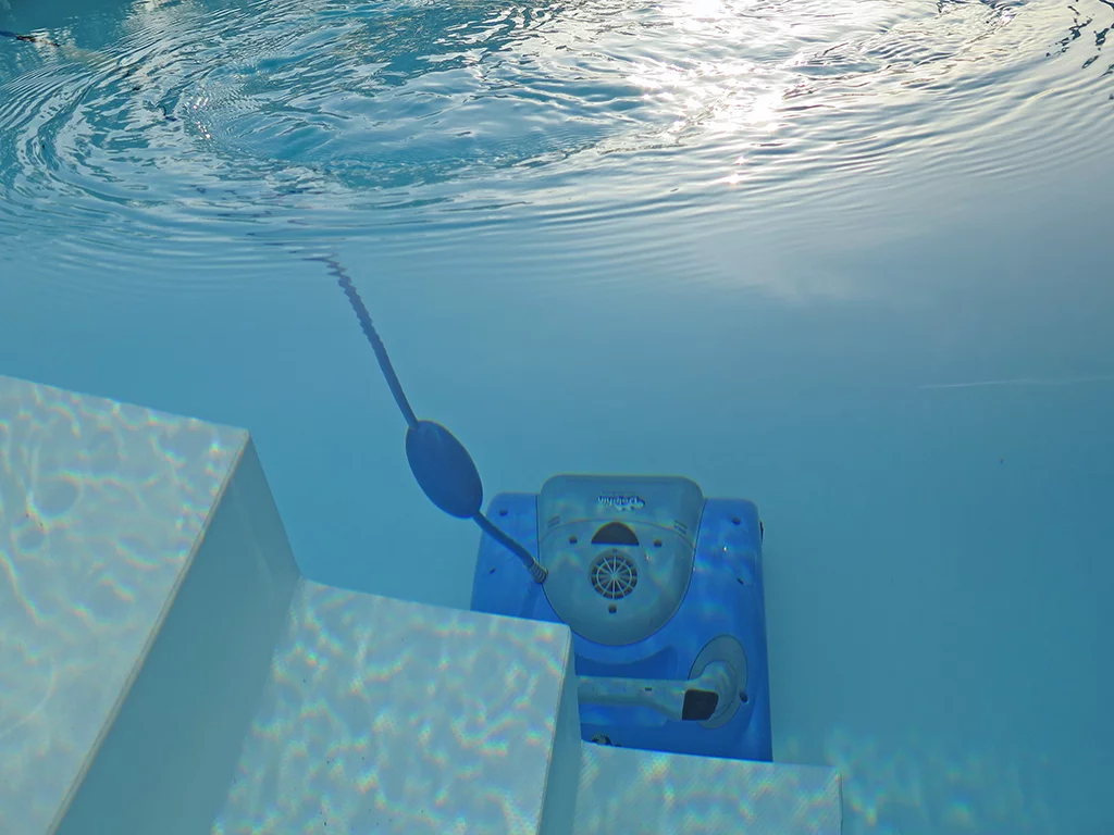 Best Robotic Pool Cleaners That Save Time and Effort
