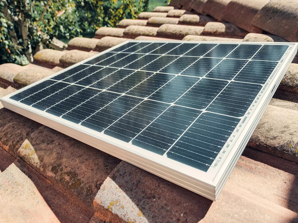 10 Best Solar Panels for Energy Savings
