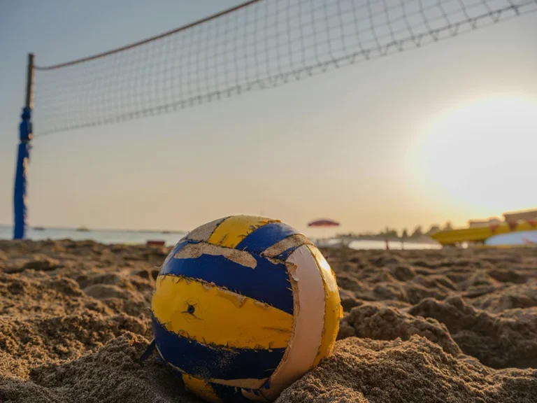 2025’s Best Volleyballs for Every Court and Skill Level